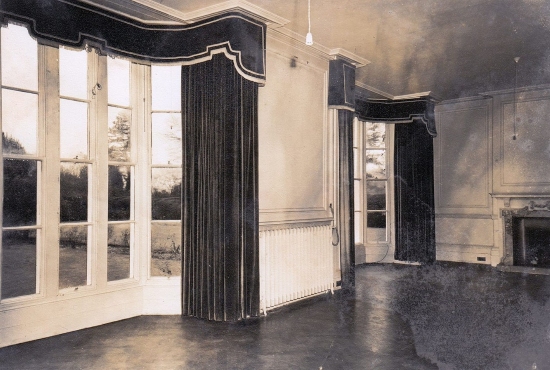 ./Cattistock_Lodge_early_interior_1784086265262