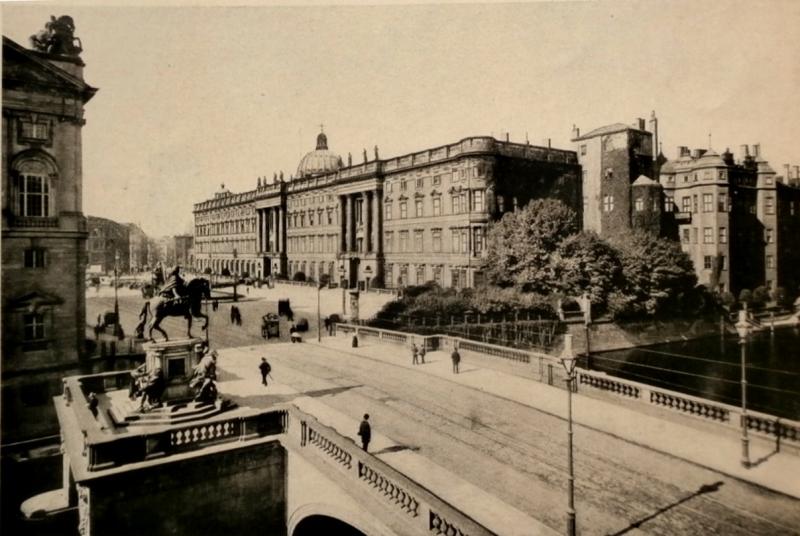 Berlin 9