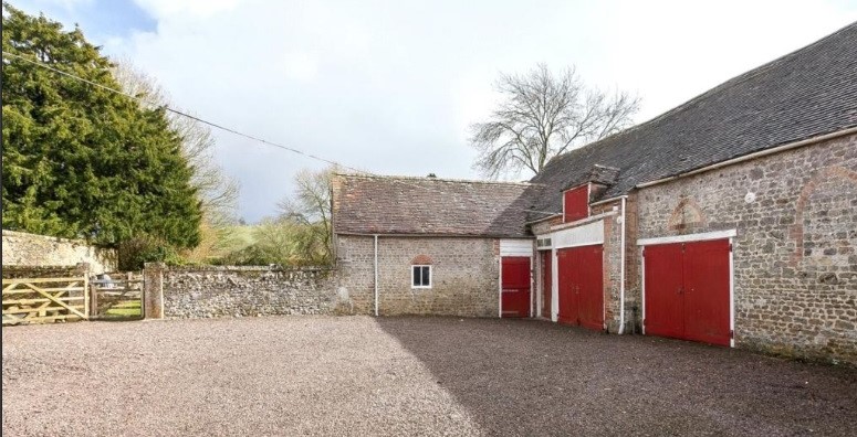 Brixton Deverill barns