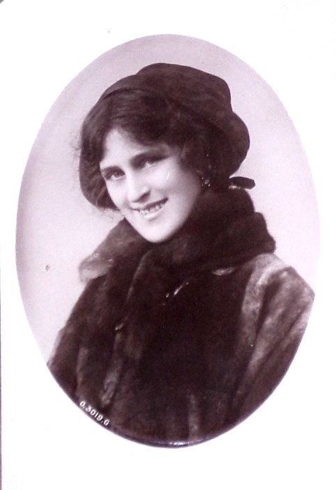 Zena Dare
