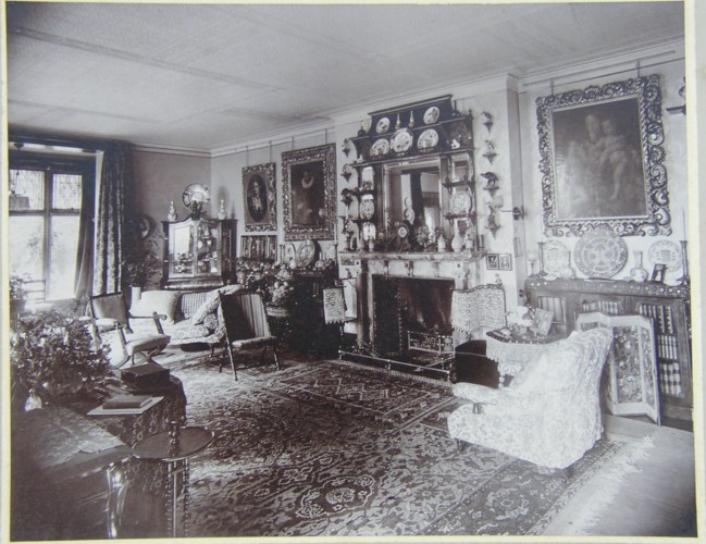 Redlands House interior 1